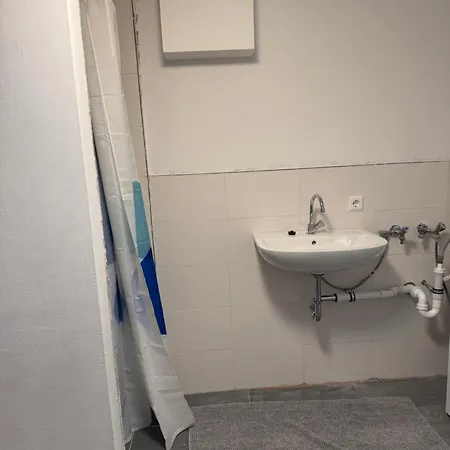 Comfortes 2 Betten-zimmer In Wiblingen Apartment *