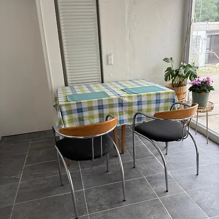 Comfortes 2 Betten-zimmer In Wiblingen *